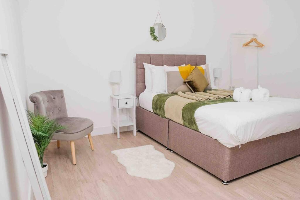 Garden Of Eden 1 Bedroom Flat In Fishponds بريستول المظهر الخارجي الصورة