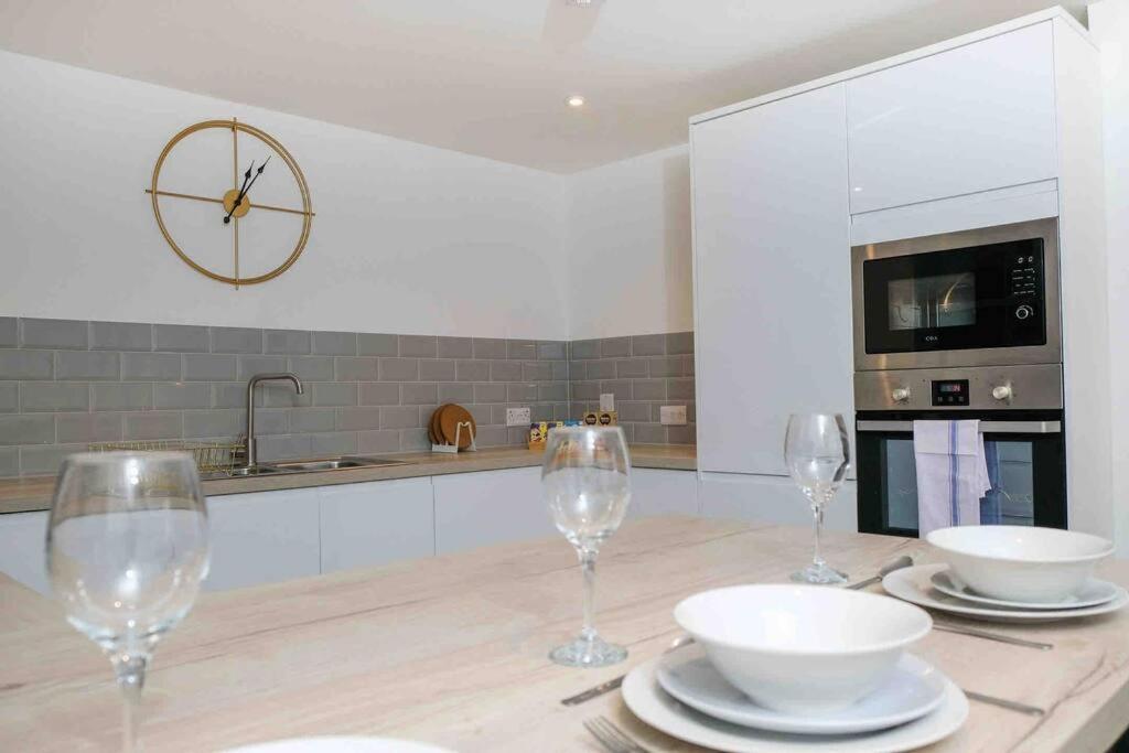 Garden Of Eden 1 Bedroom Flat In Fishponds بريستول المظهر الخارجي الصورة